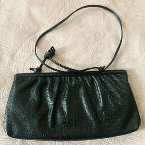 3/$25 Vintage Navy ostrich clutch